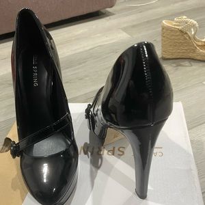 Black Call it spring heels
